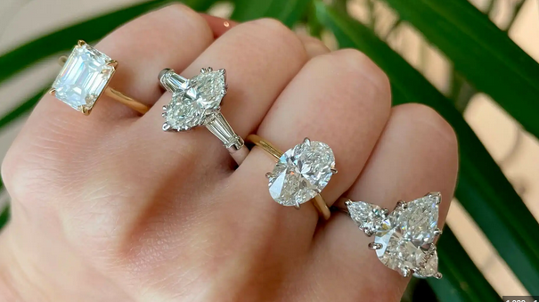 Crafting Memories with Synthetic Diamond Rings