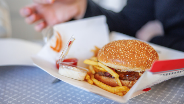 Fast Food Frenzy: Dive into the Best Deals Near You